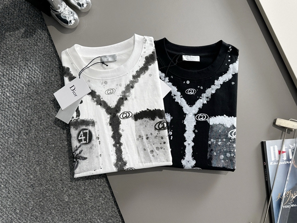 ブランドTシャツ全体デザイン